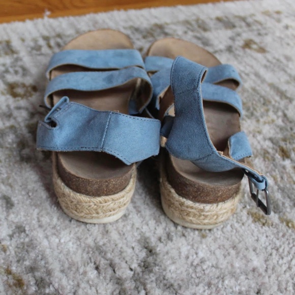 Blue Target Platform Sandals - Picture 2 of 2